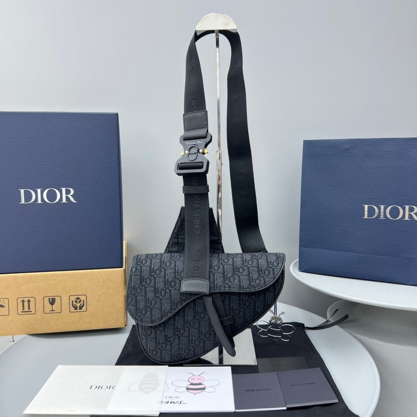 Replica Dior Saddle Bag Oblique Black 1 Replica Dior Saddle Bag Oblique Black - high-accuracy replica luxury purse