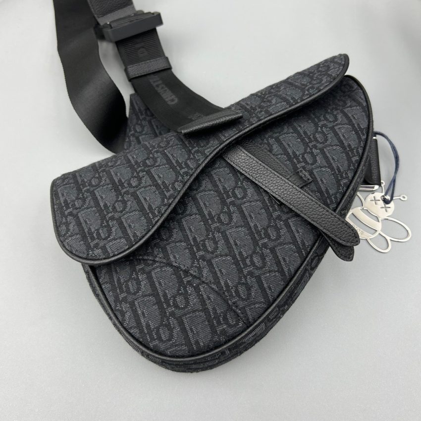 Replica Dior Saddle Bag Oblique Black 2 Replica Dior Saddle Bag Oblique Black - authentic-look luxury purse replica