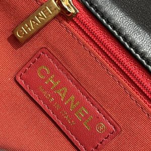 Replica CHANEL Tofu Bag Black 7 Replica CHANEL Tofu Bag Black - high-accuracy replica luxury purse