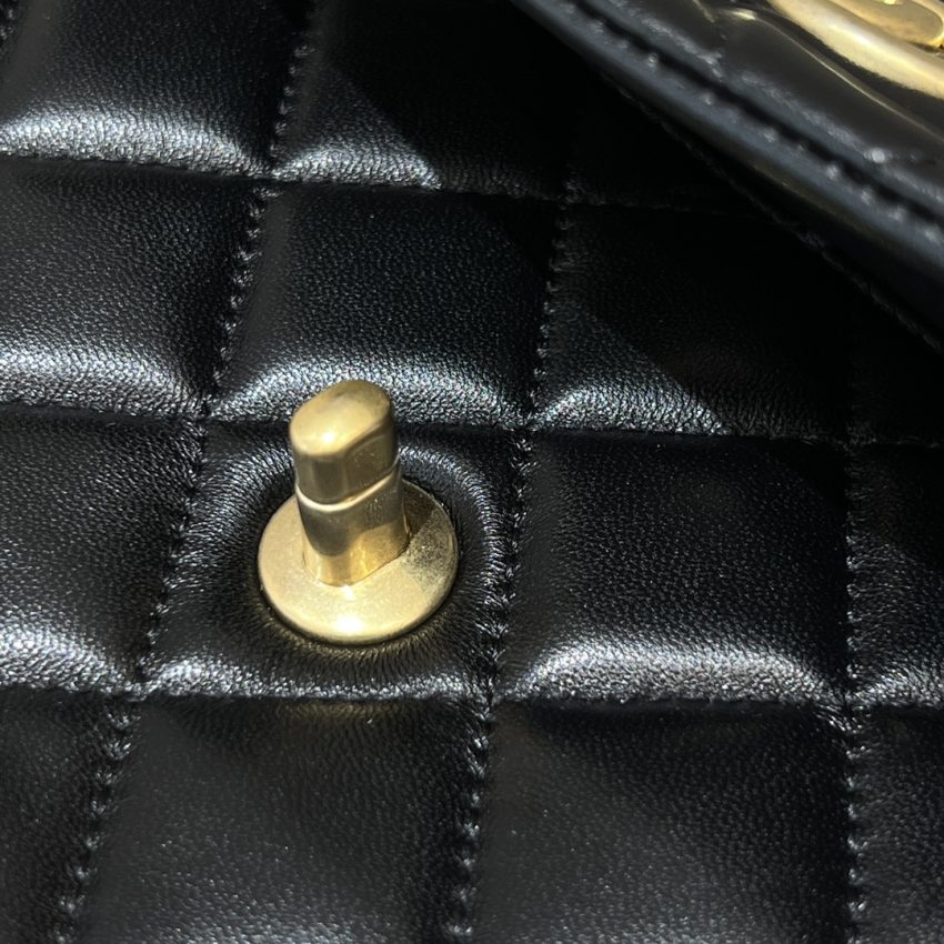 Replica CHANEL Tofu Bag Black 9 Replica CHANEL Tofu Bag Black - best-selling designer handbag dupe