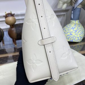 Replica Louis Vuitton Carry All White 6 Replica Louis Vuitton Carry All White - high-accuracy replica luxury purse