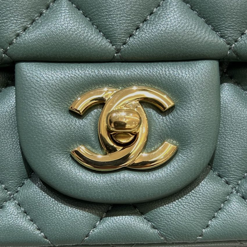 Replica CHANEL Classic Flap 17cm Green 7 Replica CHANEL Classic Flap 17cm Green - premium 1:1 fake handbag model