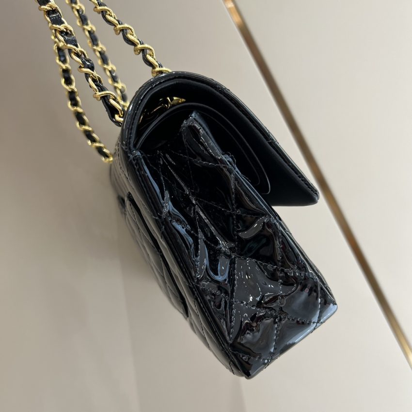 Replica CHANEL Classic Flap 25cm Patent Black - near-authentic luxury replica handbag