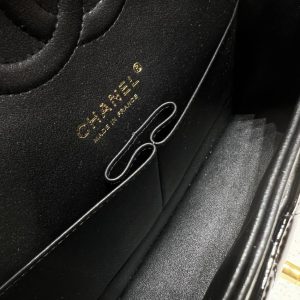 Replica CHANEL Classic Flap 25cm Patent Black - realistic designer-inspired fake bag
