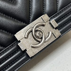 Replica CHANEL Le Boy V Black - Silver 5 Replica CHANEL Le Boy V Black - Silver - high-quality designer bag clone