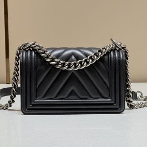 Replica CHANEL Le Boy V Black - Silver 9 Replica CHANEL Le Boy V Black - Silver - near-authentic luxury replica handbag