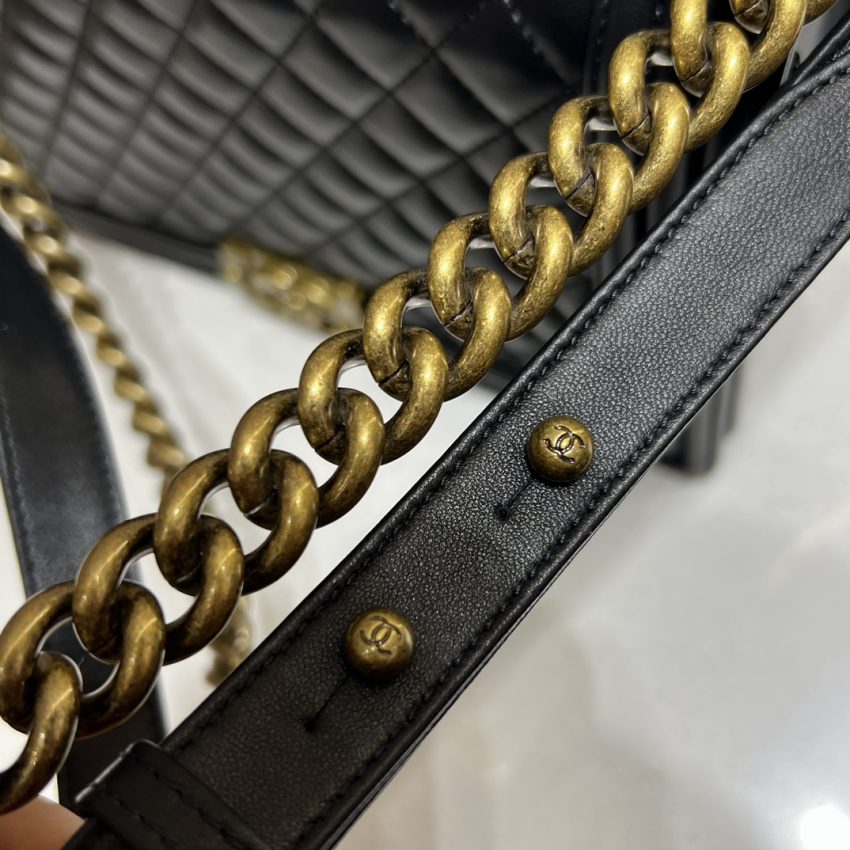 Replica CHANEL Le Boy Large Black 4 Replica CHANEL Le Boy Large Black - premium-grade designer purse dupe