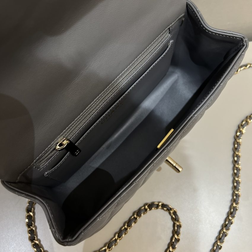 Replica CHANEL CF 20 cm With Handle Beige 6 Replica CHANEL CF 20 cm With Handle Beige - high-accuracy replica luxury purse
