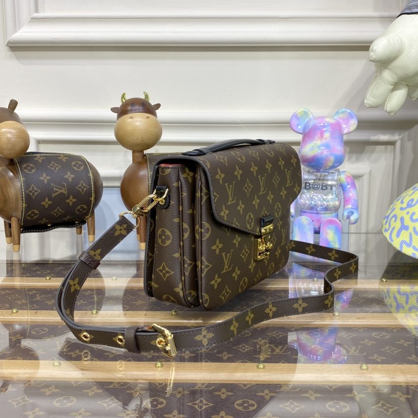 Replica Louis Vuitton Pochette Metis Shoulder Bag Brown - best-selling designer handbag dupe