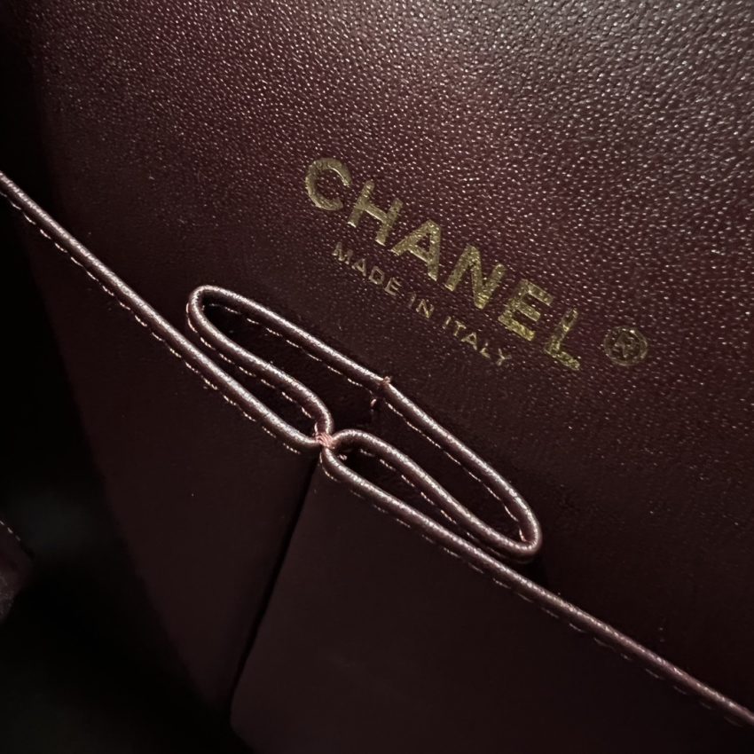 Replica CHANEL Classic Flap 33cm Maxi 6 Replica CHANEL Classic Flap 33cm Maxi - best quality luxury bag dupe