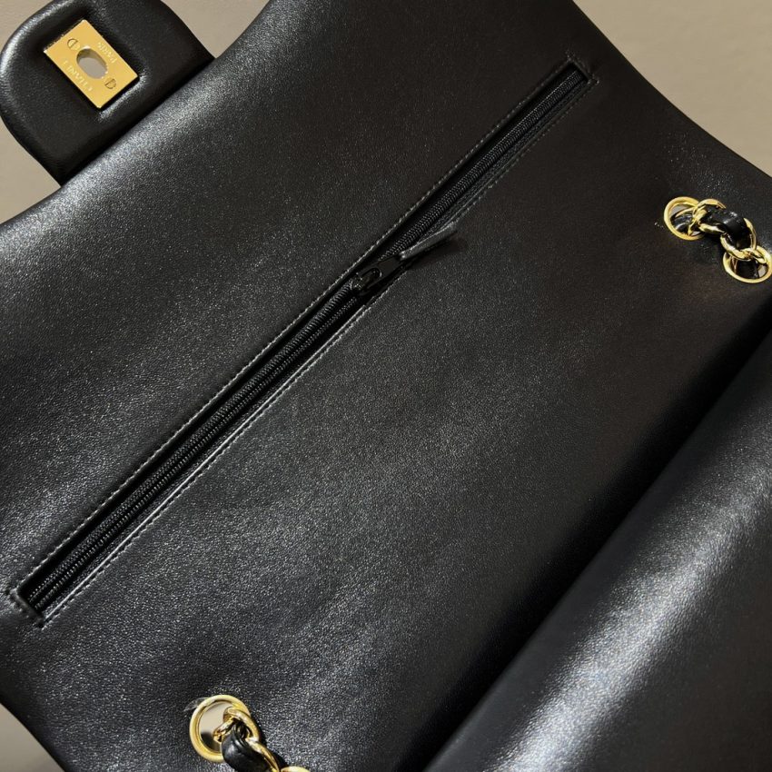 Replica CHANEL Classic Flap 33cm Maxi 8 Replica CHANEL Classic Flap 33cm Maxi - top-rated replica designer bag