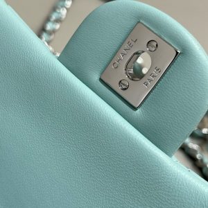 Replica CHANEL Classic Flap 17cm Tiffany 4 Replica CHANEL Classic Flap 17cm Tiffany - near-authentic luxury replica handbag