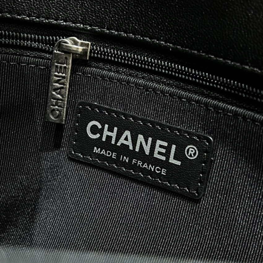 Replica CHANEL Le Boy Large Black Silver - authentic-look luxury purse replica