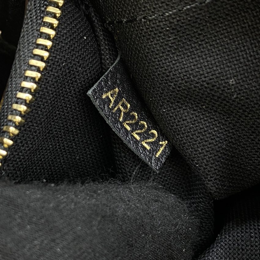 Replica Louis Vuitton Pallas Clutch Black - best quality luxury bag dupe