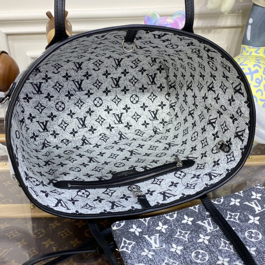 Replica Louis Vuitton Neverfull MM Denim 6 Replica Louis Vuitton Neverfull MM Denim - high-end fake designer purse