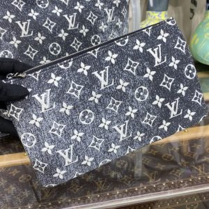 Replica Louis Vuitton Neverfull MM Denim 8 Replica Louis Vuitton Neverfull MM Denim - high-end fake designer purse