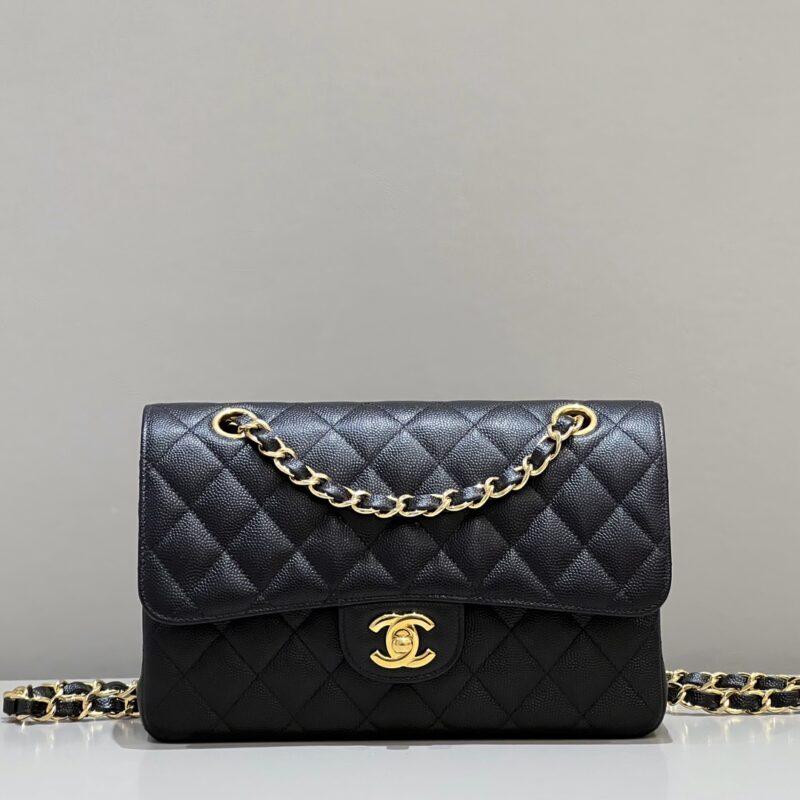 Replica CHANEL Classic Flap 23cm Black Caviar 1 Replica CHANEL Classic Flap 23cm Black Caviar - high-accuracy replica luxury purse