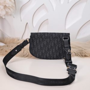 Replica Dior Messenger Black Oblique - near-authentic luxury replica handbag