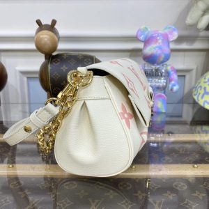 Replica Louis Vuitton Favorite Pink White 3 Replica Louis Vuitton Favorite Pink White - near-authentic luxury replica handbag