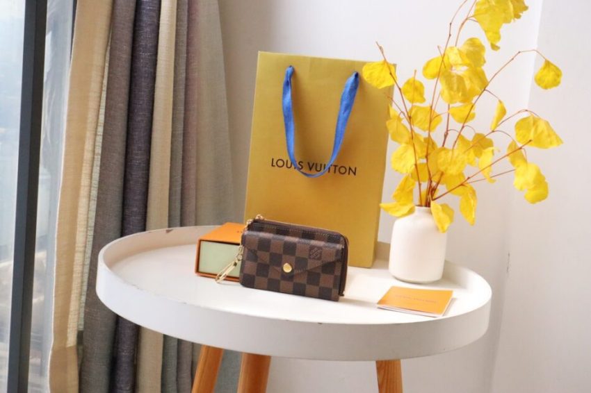 Replica Louis Vuitton Card Holder Recto Verso Grid Brown 8 Replica Louis Vuitton Card Holder Recto Verso Grid Brown - high-accuracy replica luxury purse