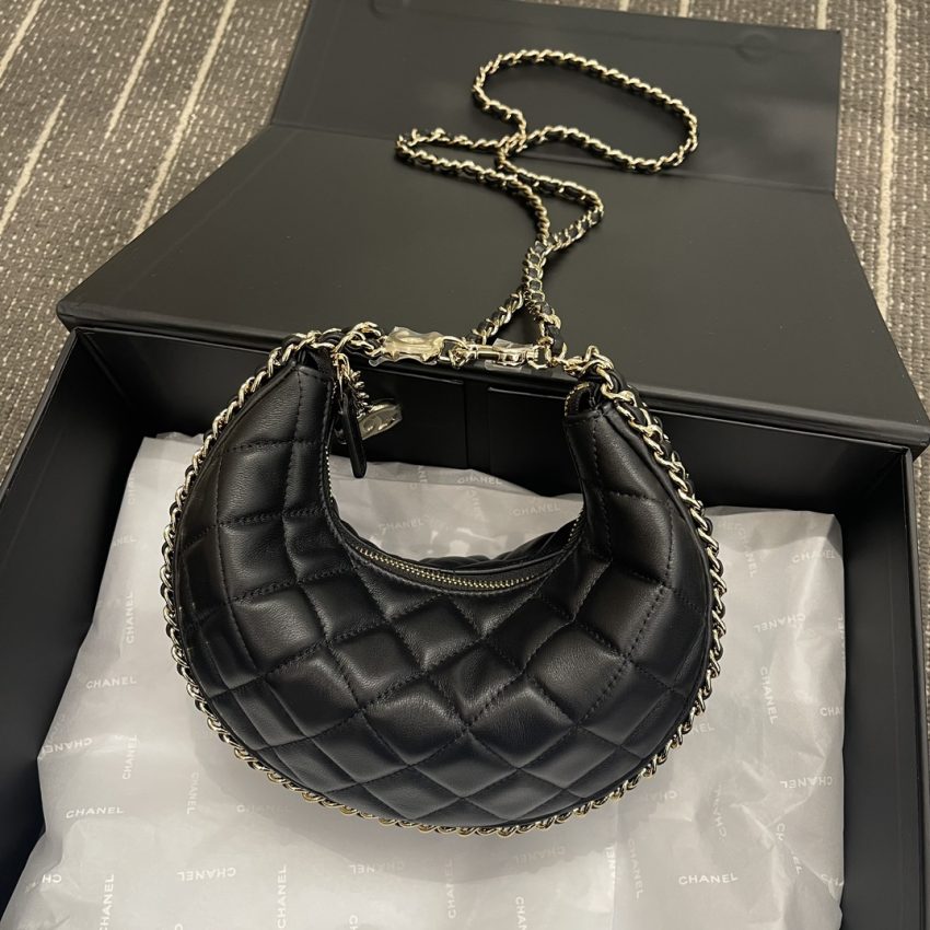 Replica CHANEL 23P Crescent Bag 3 Replica CHANEL 23P Crescent Bag - top-tier luxury replica shoulder bag