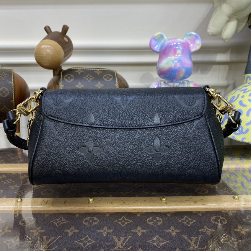 Replica Louis Vuitton Favorite Black 4 Replica Louis Vuitton Favorite Black - near-authentic luxury replica handbag