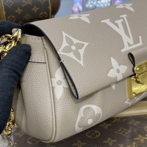 Replica Louis Vuitton Favorite Beige 7 Replica Louis Vuitton Favorite Beige - best quality luxury bag dupe