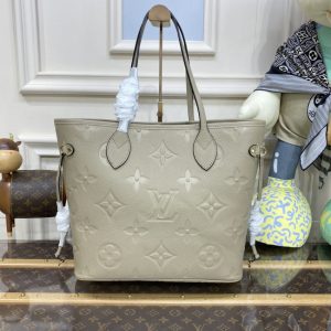 Replica Louis Vuitton Neverfull MM Beige 7 Replica Louis Vuitton Neverfull MM Beige - realistic designer-inspired fake bag