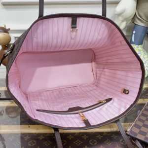 Replica Louis Vuitton Neverfull MM Grid Pink Inside 4 Replica Louis Vuitton Neverfull MM Grid Pink Inside - premium-grade designer purse dupe