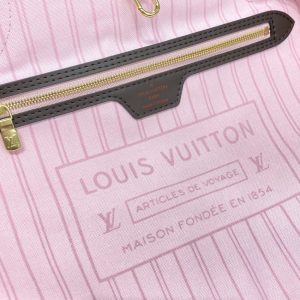 Replica Louis Vuitton Neverfull MM Grid Pink Inside 7 Replica Louis Vuitton Neverfull MM Grid Pink Inside - high-end fake designer purse