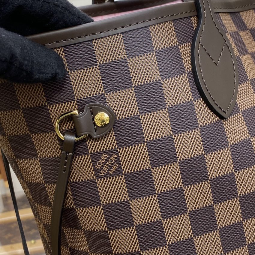 Replica Louis Vuitton Neverfull MM Grid Pink Inside 5 Replica Louis Vuitton Neverfull MM Grid Pink Inside - elite superclone designer purse