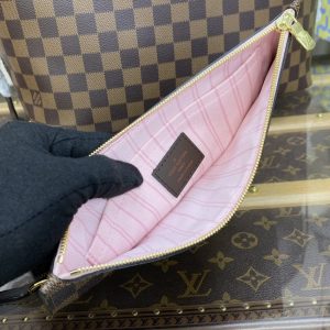 Replica Louis Vuitton Neverfull MM Grid Pink Inside 8 Replica Louis Vuitton Neverfull MM Grid Pink Inside - high-end fake designer purse