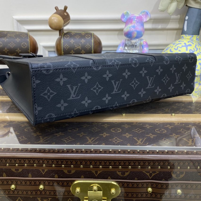 Replica Louis Vuitton Sac Plat M Black 6 Replica Louis Vuitton Sac Plat M Black - realistic designer-inspired fake bag