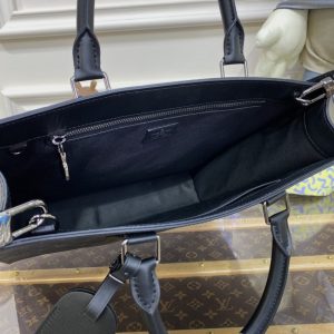 Replica Louis Vuitton Sac Plat M Black 8 Replica Louis Vuitton Sac Plat M Black - authentic-look luxury purse replica