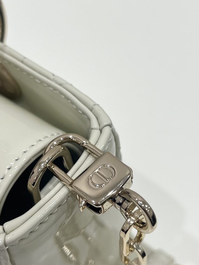 Replica Dior Lady D-Joy Bag White Patent 2 Replica Dior Lady D-Joy Bag White Patent - realistic designer-inspired fake bag