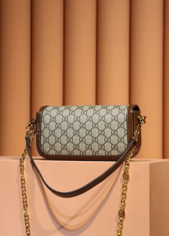 Replica Gucci 𝐇𝐨𝐫𝐬𝐞𝐛𝐢𝐭 𝟏𝟗𝟓𝟓 Baguette Bag - high-end fake designer purse