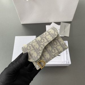 Replica Dior Bloom Card Holder Beige 2 Replica Dior Bloom Card Holder Beige - realistic designer-inspired fake bag