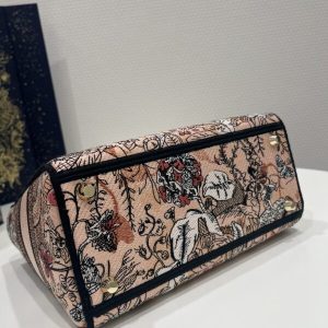 Replica Lady Dior D-Lite Flower 5 Replica Lady Dior D-Lite Flower - high-accuracy replica luxury purse