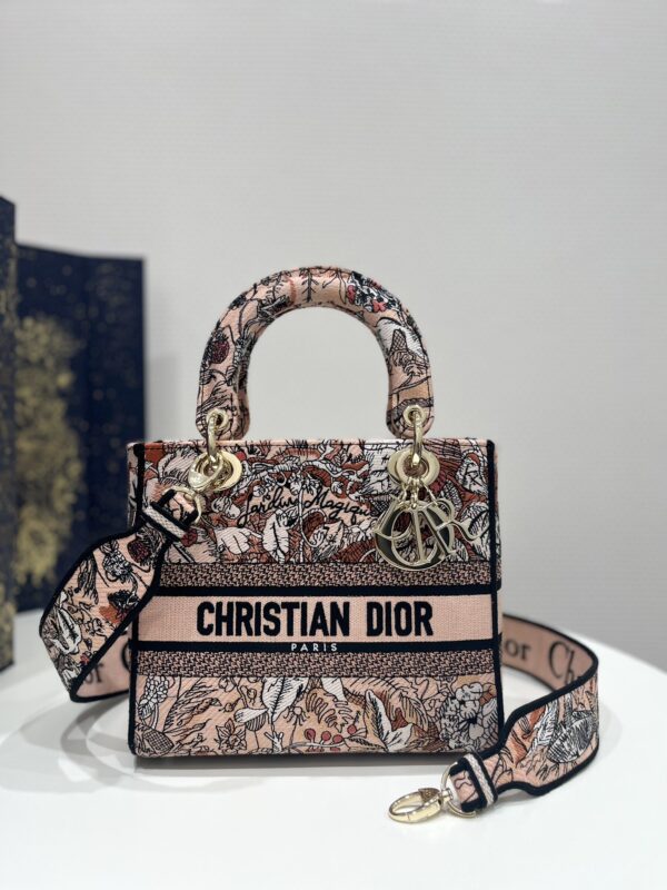 Replica Lady Dior D-Lite Flower 1 Replica Lady Dior D-Lite Flower - top-rated replica designer bag