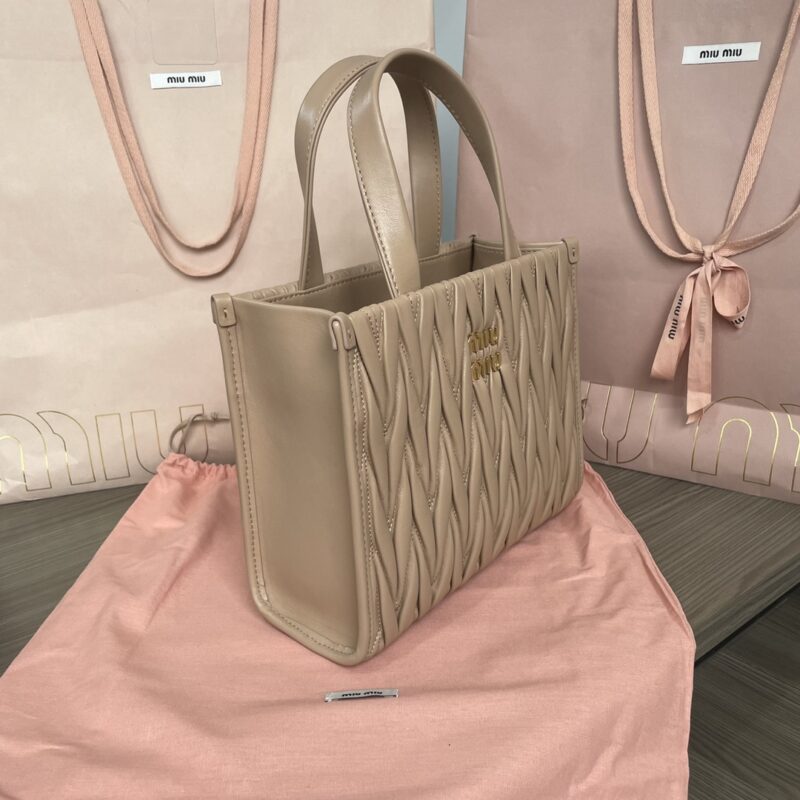 Replica Miu Miu Matelassé Tote Brown 4 Replica Miu Miu Matelassé Tote Brown - best-selling designer handbag dupe