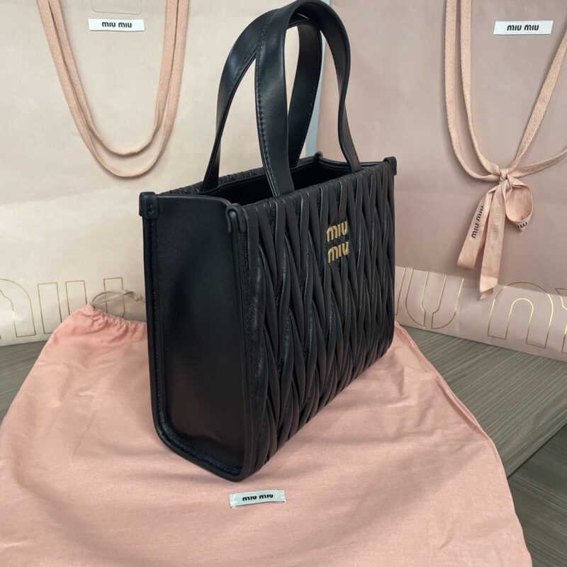 Replica Miu Miu Matelassé Tote Black 6 Replica Miu Miu Matelassé Tote Black - high-end fake designer purse