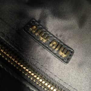 Replica Miu Miu Matelassé Tote Black 2 Replica Miu Miu Matelassé Tote Black - realistic designer-inspired fake bag
