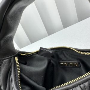 Replica Miu Miu Wander Black 5 Replica Miu Miu Wander Black - authentic-look luxury purse replica
