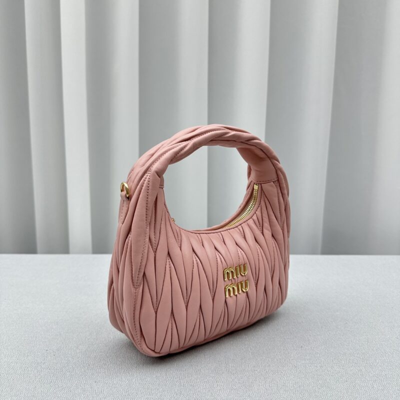 Replica Miu Miu Wander Pink 5 Replica Miu Miu Wander Pink - ultra-realistic fake designer tote