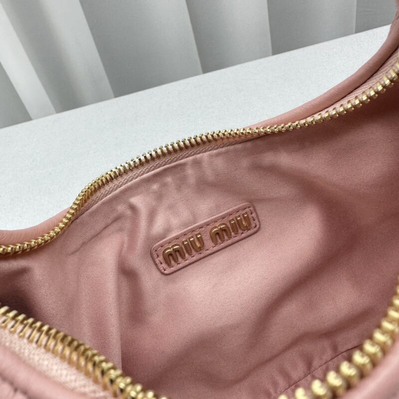Replica Miu Miu Wander Pink 2 Replica Miu Miu Wander Pink - premium 1:1 fake handbag model