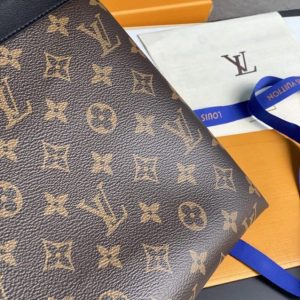 Replica Louis Vuitton To Go Pochette Brown 8 Replica Louis Vuitton To Go Pochette Brown - realistic designer-inspired fake bag