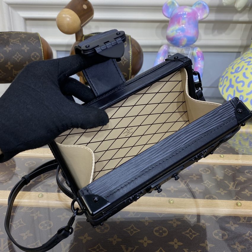 Replica Louis Vuitton Petite Malle Full Black 6 Replica Louis Vuitton Petite Malle Full Black - realistic designer-inspired fake bag