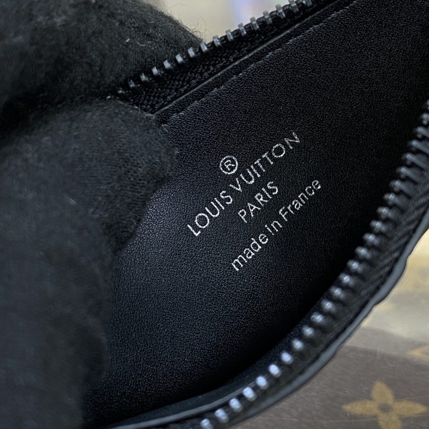 Replica Louis Vuitton Gaston Wearable Wallet Black 5 Replica Louis Vuitton Gaston Wearable Wallet Black - top-tier luxury replica shoulder bag