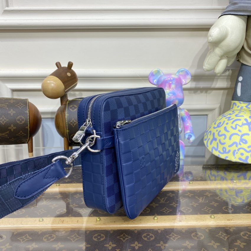 Replica Louis Vuitton Trio Messenger Blue Grid 8 Replica Louis Vuitton Trio Messenger Blue Grid - realistic designer-inspired fake bag