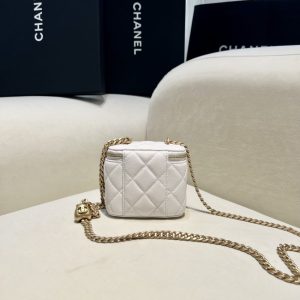 Replica CHANEL 23P Heart Lipstick Bag White 3 Replica CHANEL 23P Heart Lipstick Bag White - high-quality designer bag clone